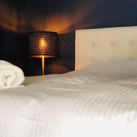 דירות Brussels By Foot! Authenticity & Luxury Nearby מראה חיצוני תמונה